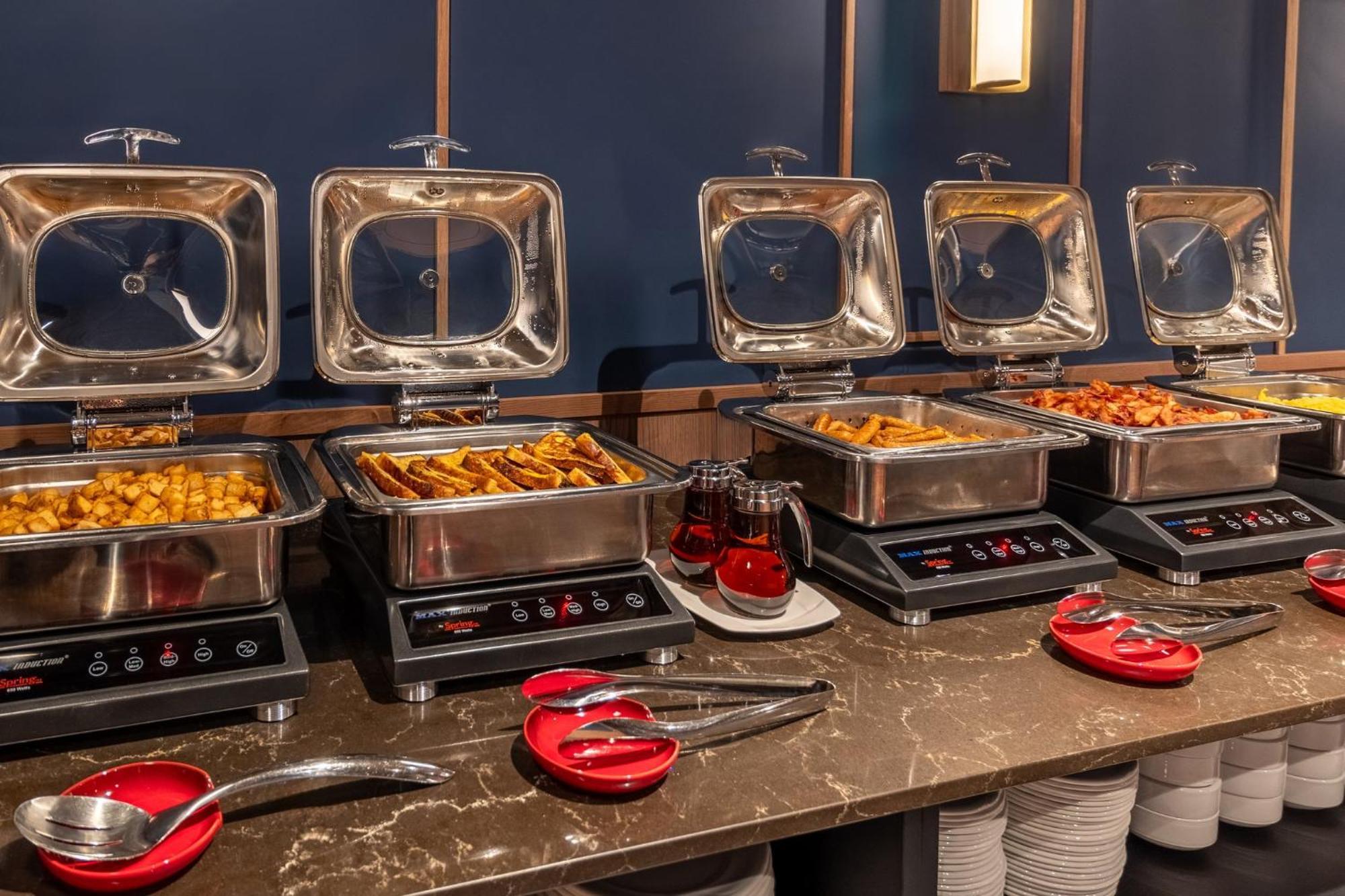 Crowne Plaza Hotel Moncton Downtown By Ihg Eksteriør billede